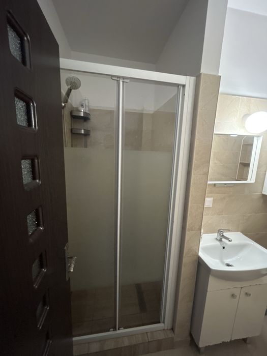 Vand apartament 2cam 50m2 + 2 balcoane (2019)