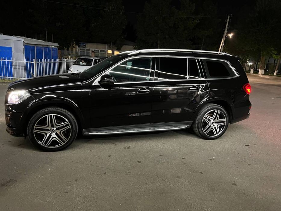 Mercedes Benz  GL400