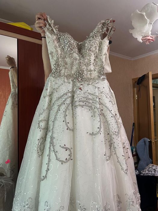 Новое свадебное платье