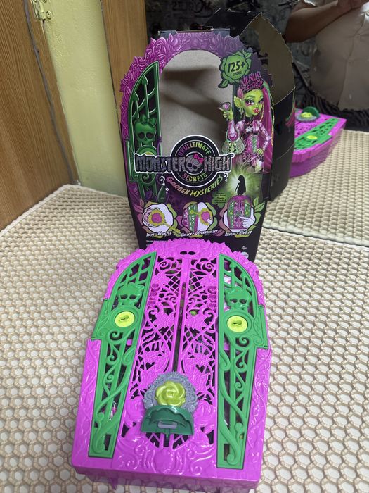 Продам куклу  монстр хай!