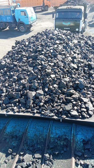 Уголь Кара жыра обычный колибровныи звоните уточняйте