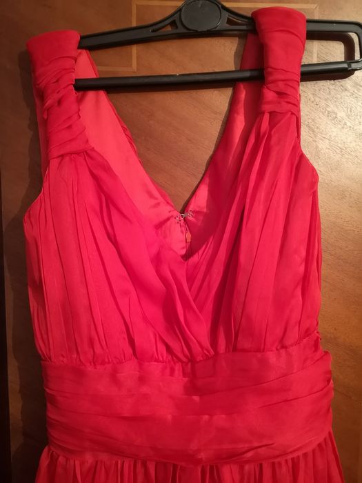 Rochie roșie superba