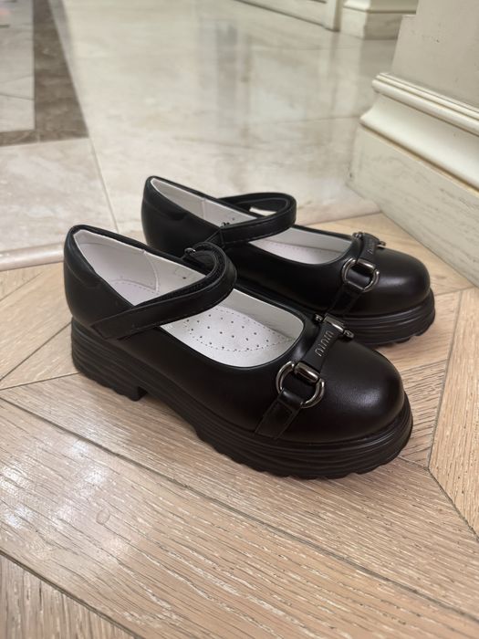 Туфли на девочку