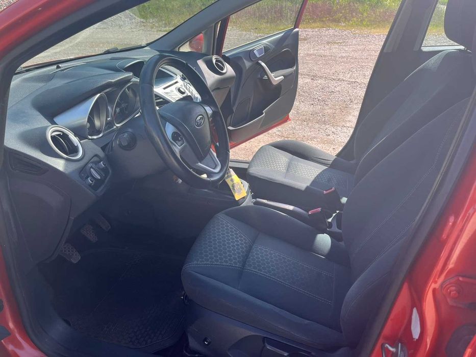 Продава се Ford Fiesta 1.25 Duratec DOHC в отлично състояние!