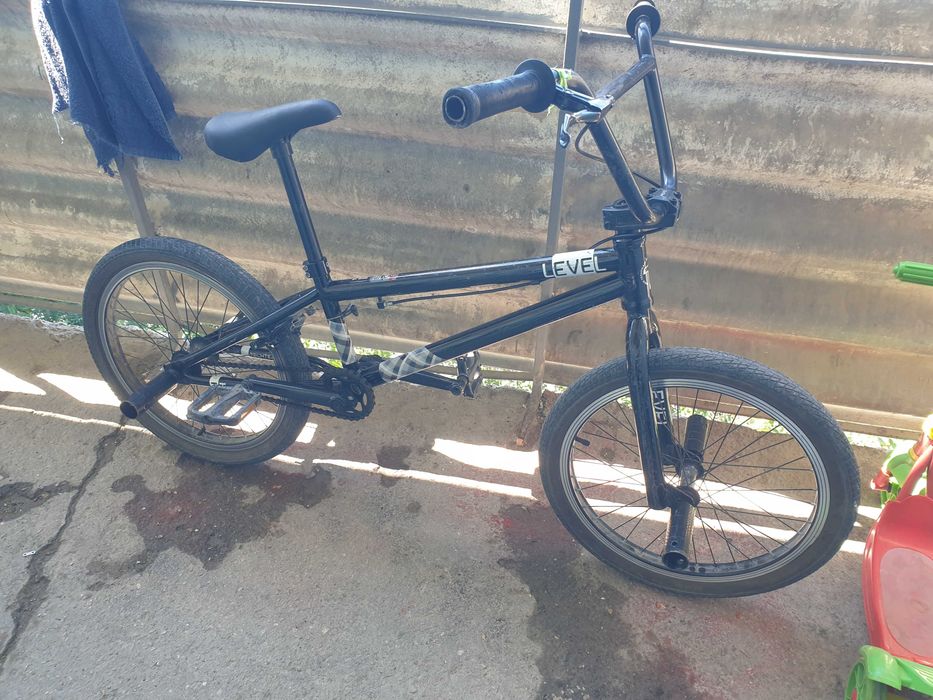 Велосипед BMX продаю