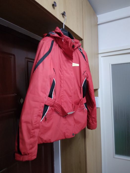 Haina ski pentru femei