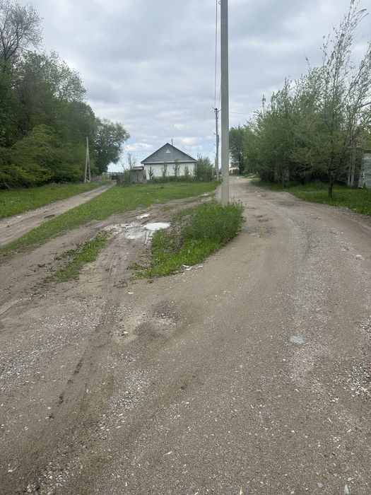 Земля село Азат…