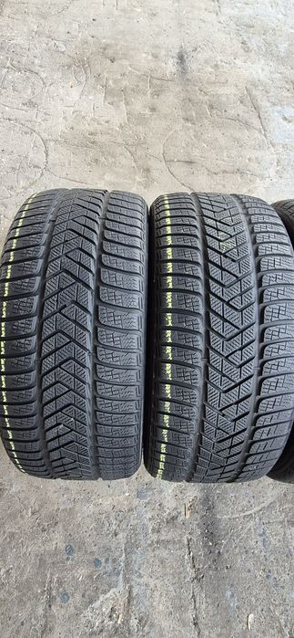 4 anvelope iarna Pirelli,fata 275/35/21,spate 315/30/21.Pret/bucata