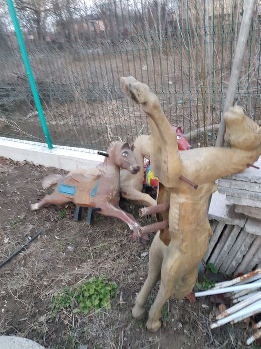 Figurine din fibra de sticlă