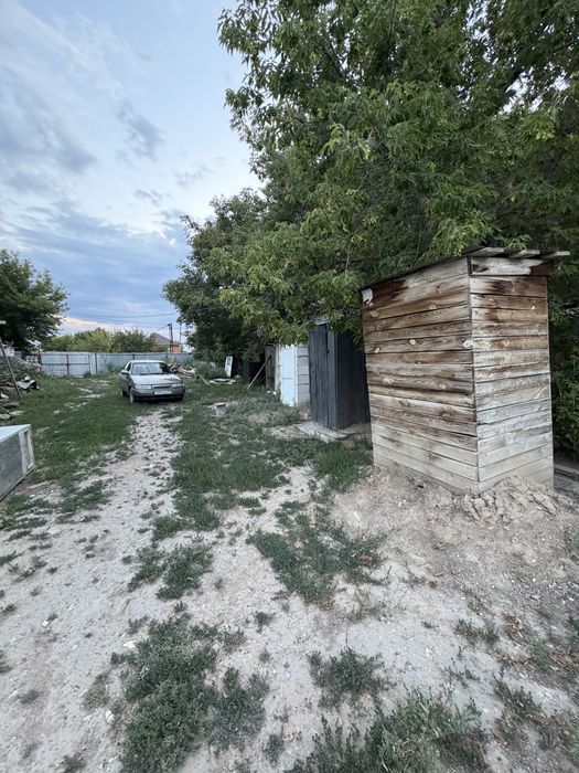 Продается в центре 1 комнатная