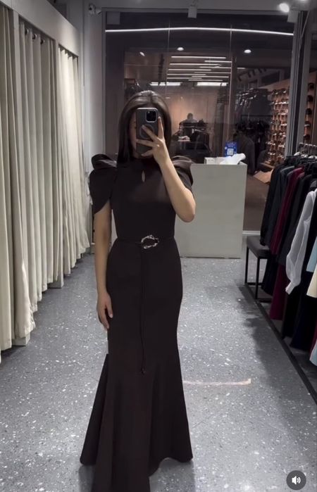 Продам платье новое