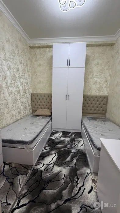 Сдается  3 комнатная 6 этаж