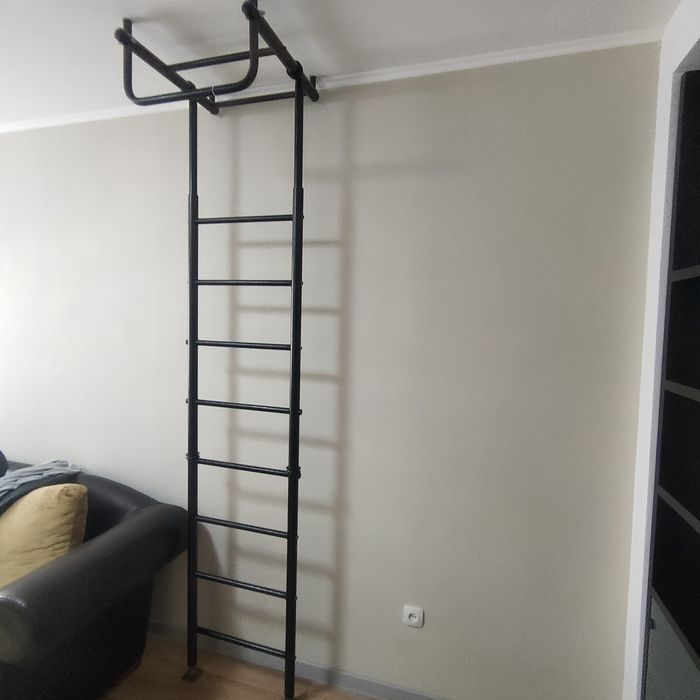 Шведская стенка турник