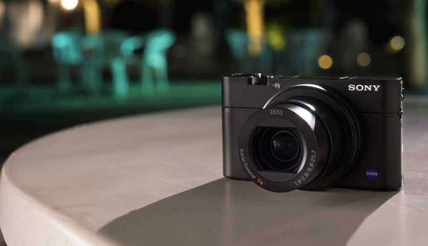 Camera Sony Cyber-shot DSC-RX100 III