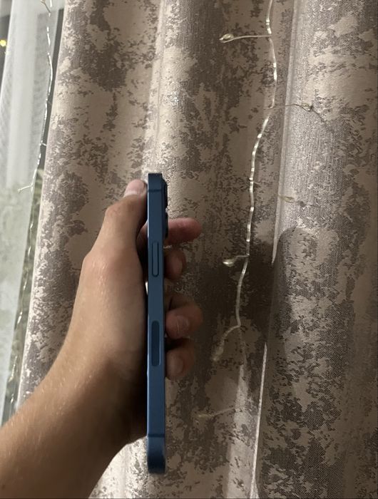 iPhone айфон 13 в отличном состоянии
