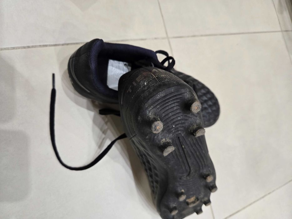 Обувки за футбол Nike