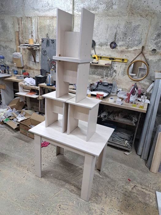 Комплект обеденный стол и 4 стула