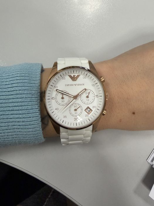 Бял дамски часовник Emporio Armani AR5920
