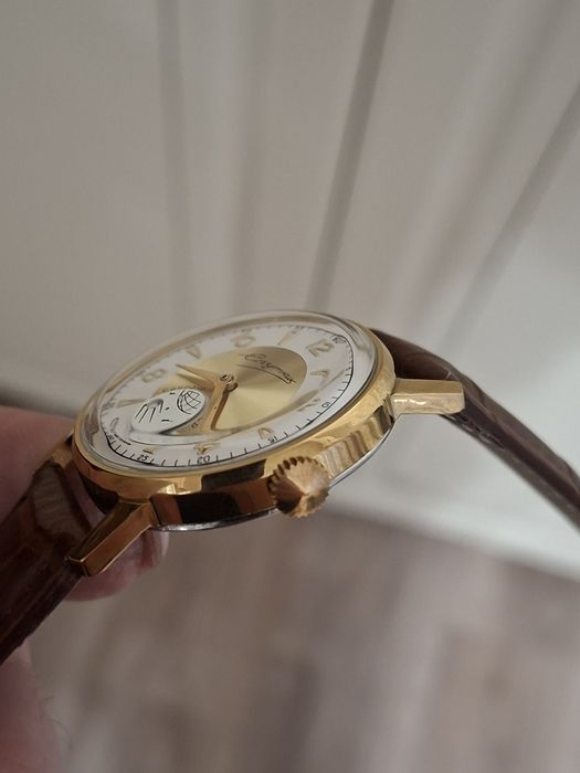 Продам часы СССР