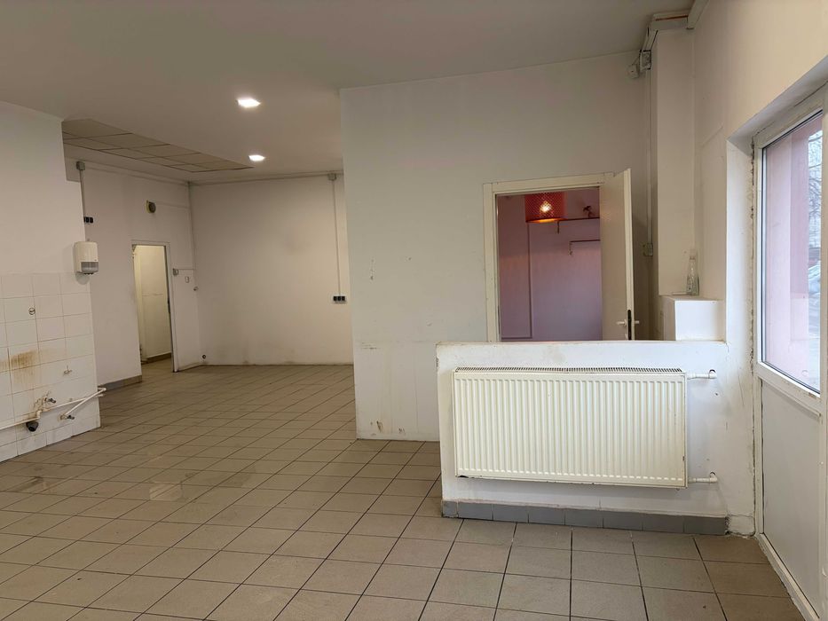 Inchiriez spatiu comercial stradal Sos. Straulesti 74.5 mp