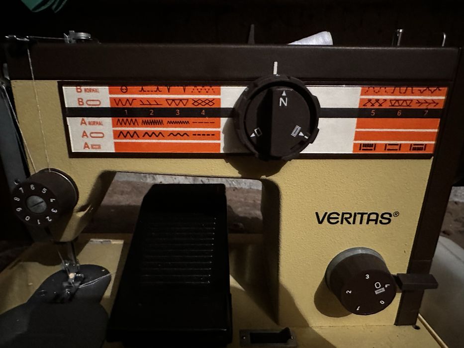 Швейная машина Veritas