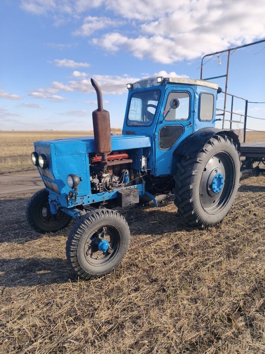 Продам трактор т40 в комплекте с косилкой .