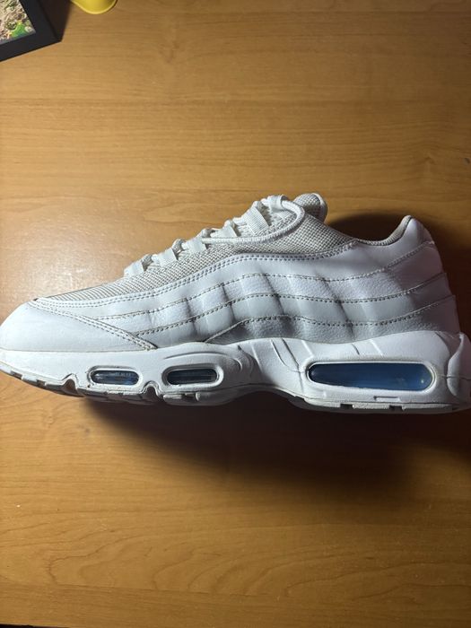 Професионално почистване на обувки!