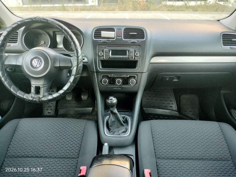 VOLKSWAGEN Golf 2012 — imagine 5