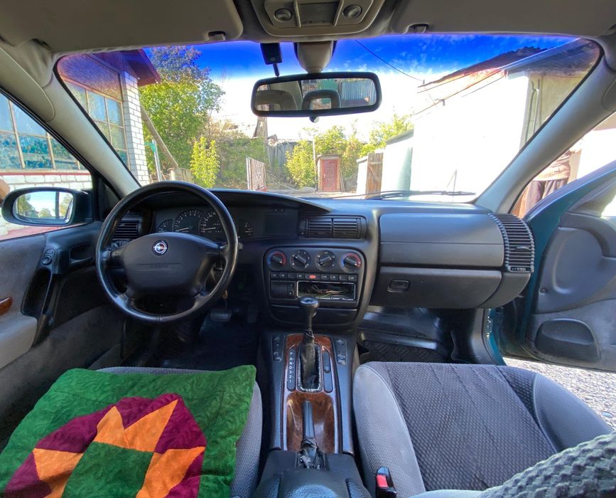 Opel Omega B 2.5