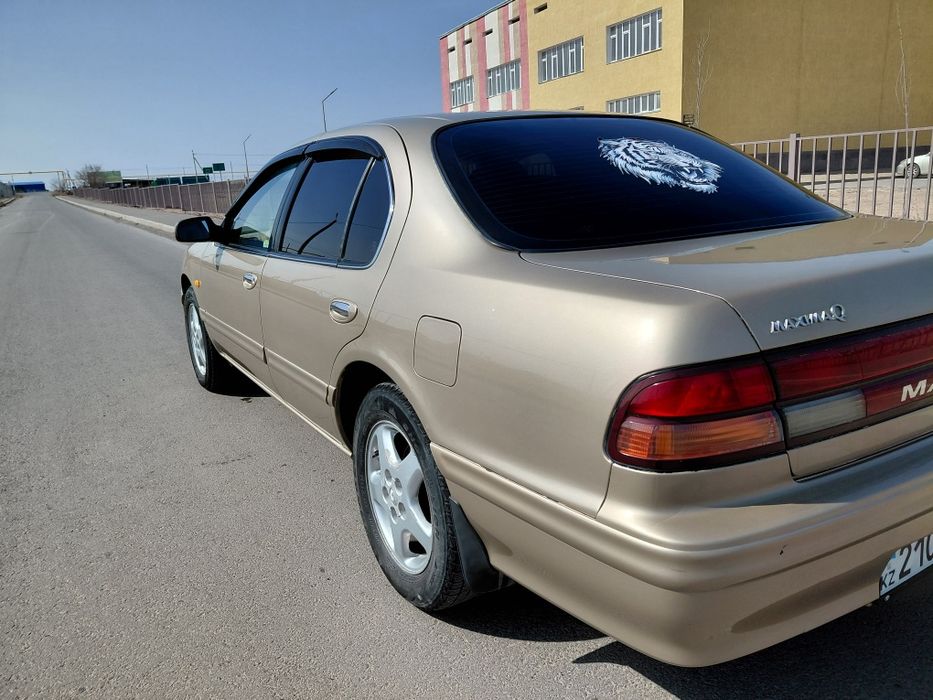 Nissan Maxima продам
