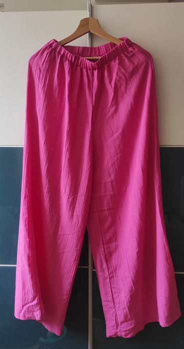 Розов дамски сет - бюстие и панталон - S размер