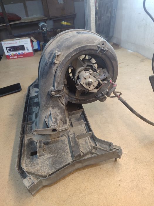 Моторчик печки мерседес 190 W202 W210 W140 ml320