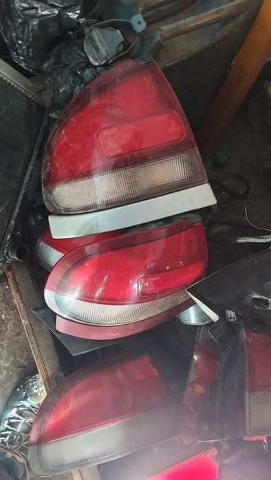 Продам запчасти на мазду КРОНОС