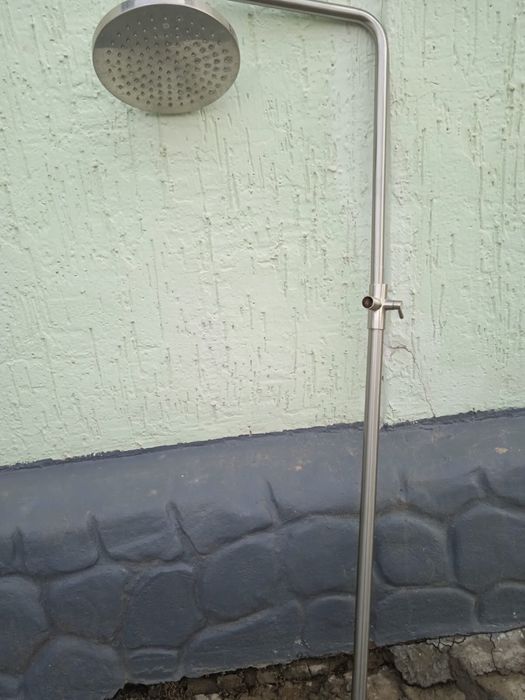 Душевая -стойка.