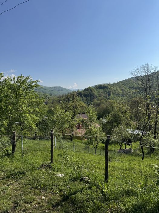 Teren intravilan Moroeni