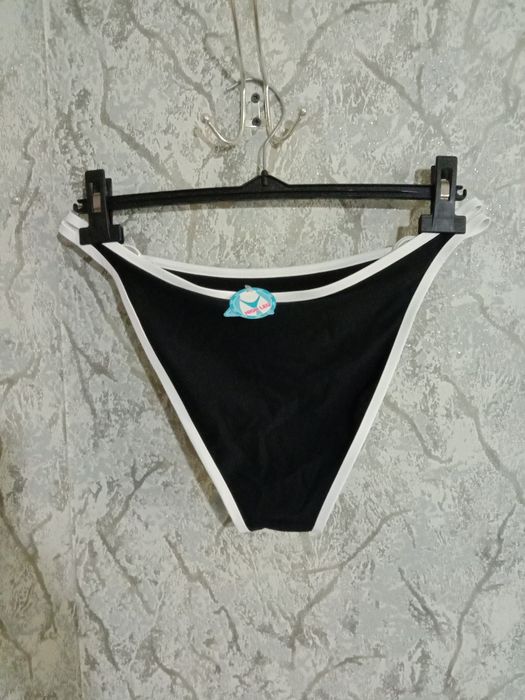 Купальник черно белый