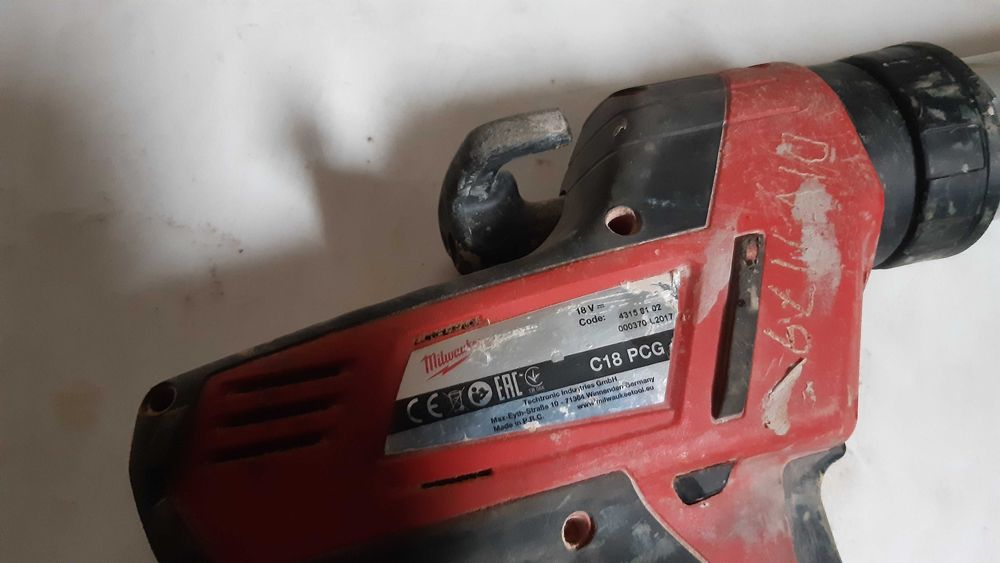 Pistol electic slicon milwaukee C18PCG