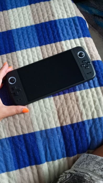 Игровая консоль 30 тысяч игр в ней