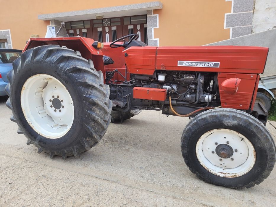 Vand  Tractor UTB 640 cu carte RAR