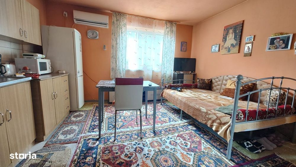 Casă De Vânzare În Șoimuș – Poziție Centrală, Teren 1.479
