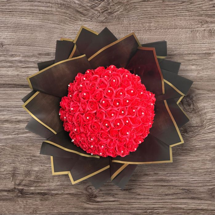 Buchete 101 trandafiri 200 lei simple