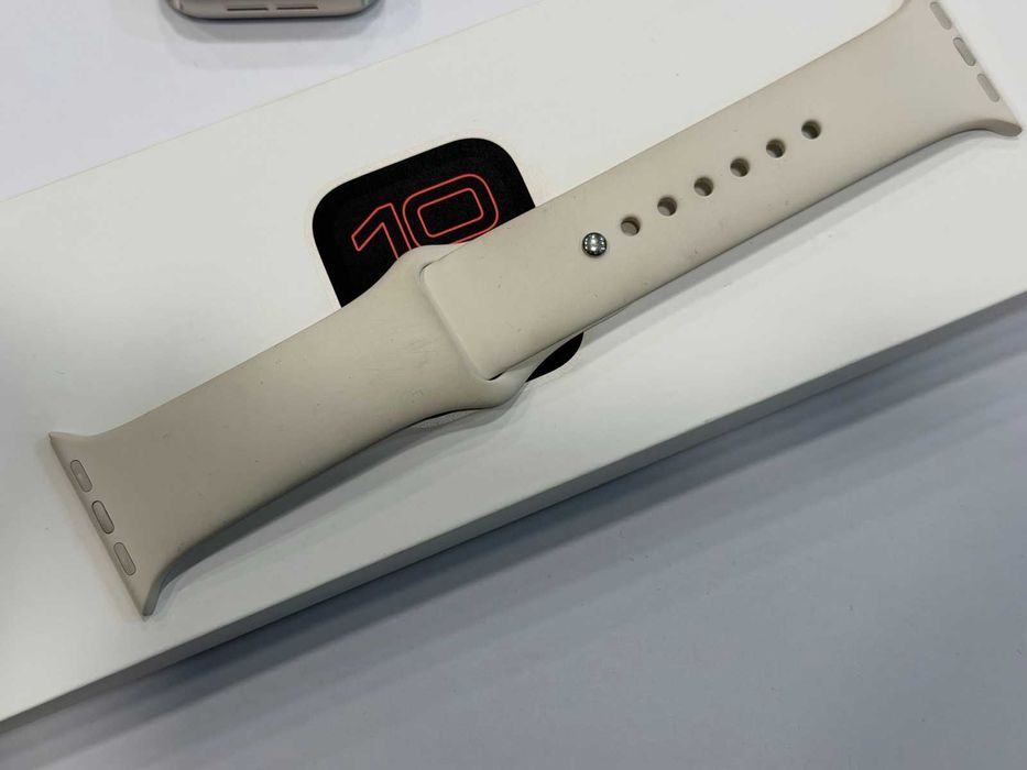 Apple Watch SE 3 40mm Starlight