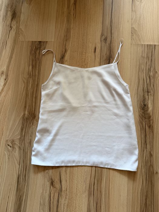 Дълга жилетка, Дънков елек Zara, елек с гол гръб Zara, потник Cliche, риза Burberry