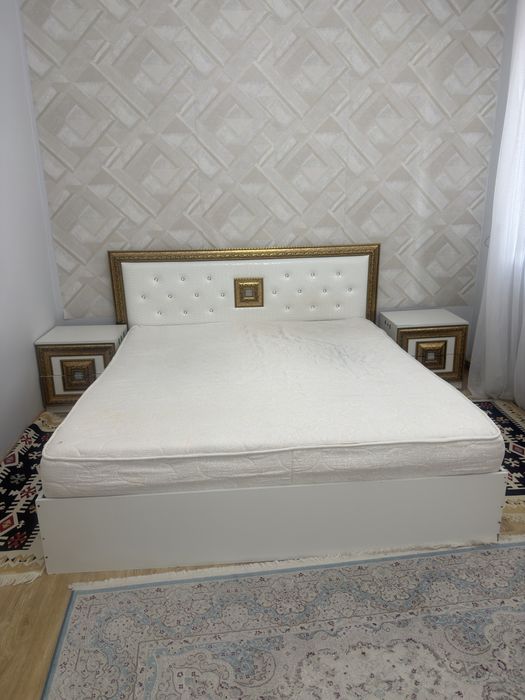 Спальный гарнитур