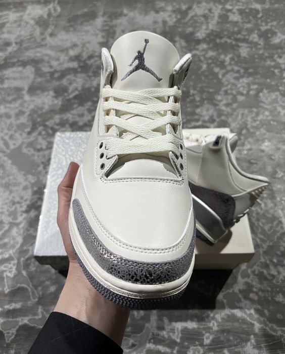 Air Jordan 3 Retro Sail Cement Grey (Women’s)