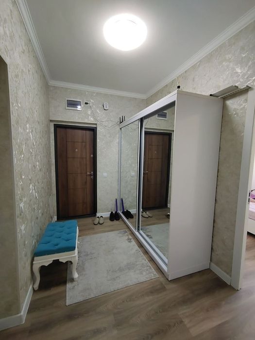 Срочно 2 хонали квартира сотаман