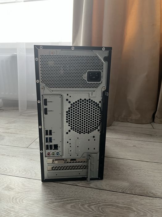 продаю игровой компьютер Acer aspire