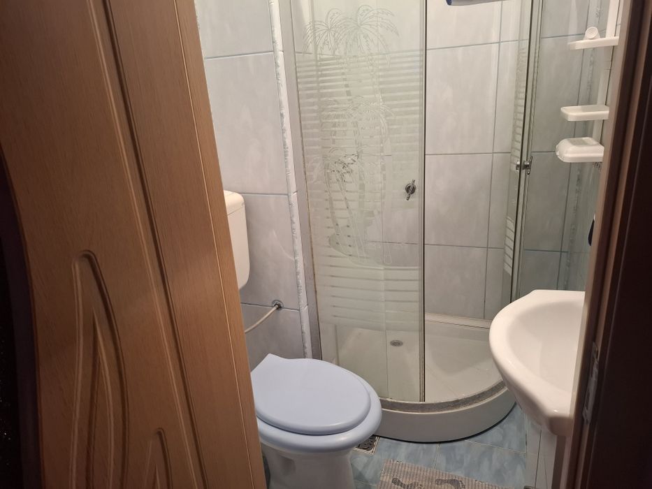 Inchiriez garsoniera confort I la parter