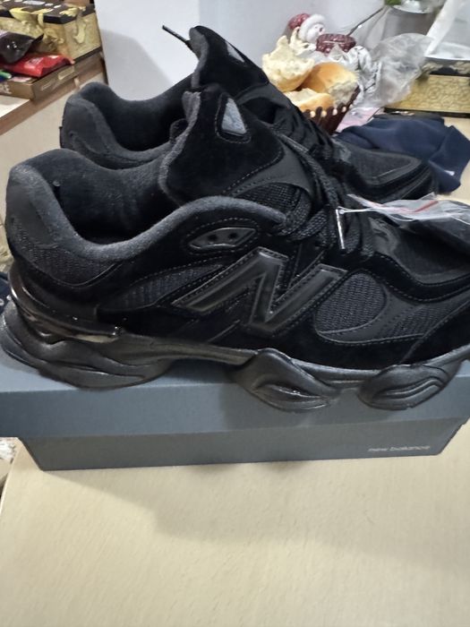 New balance 9060 pe negru 42
