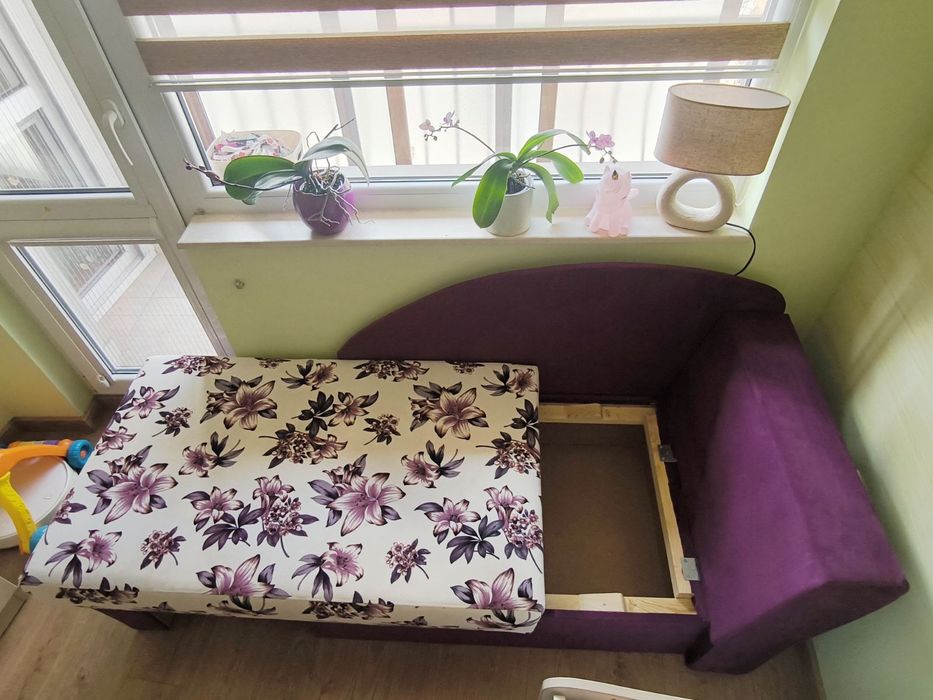 Разтегателен диван с ракла и функция сън